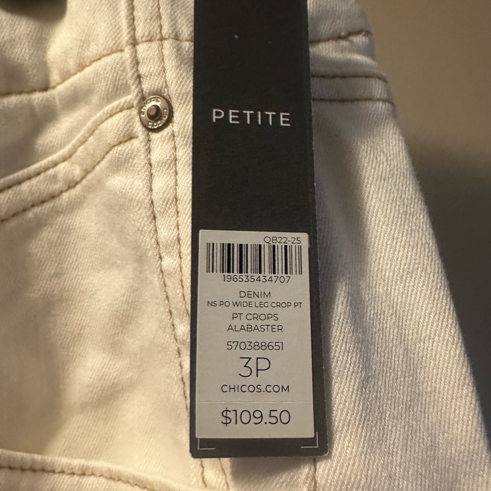 Pull on cropped pant in Alabaster. Brand new with tags on.